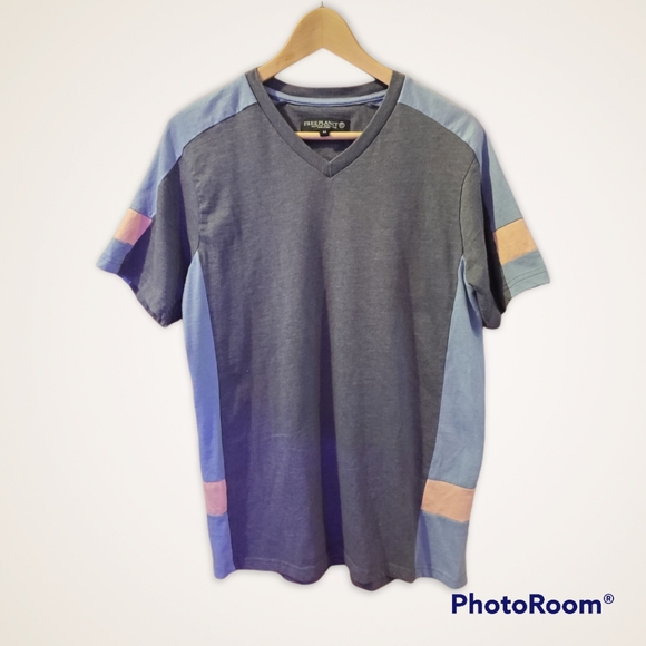 Free Planet color block blue & pink super soft tshirt. Med - Picture 1 of 4
